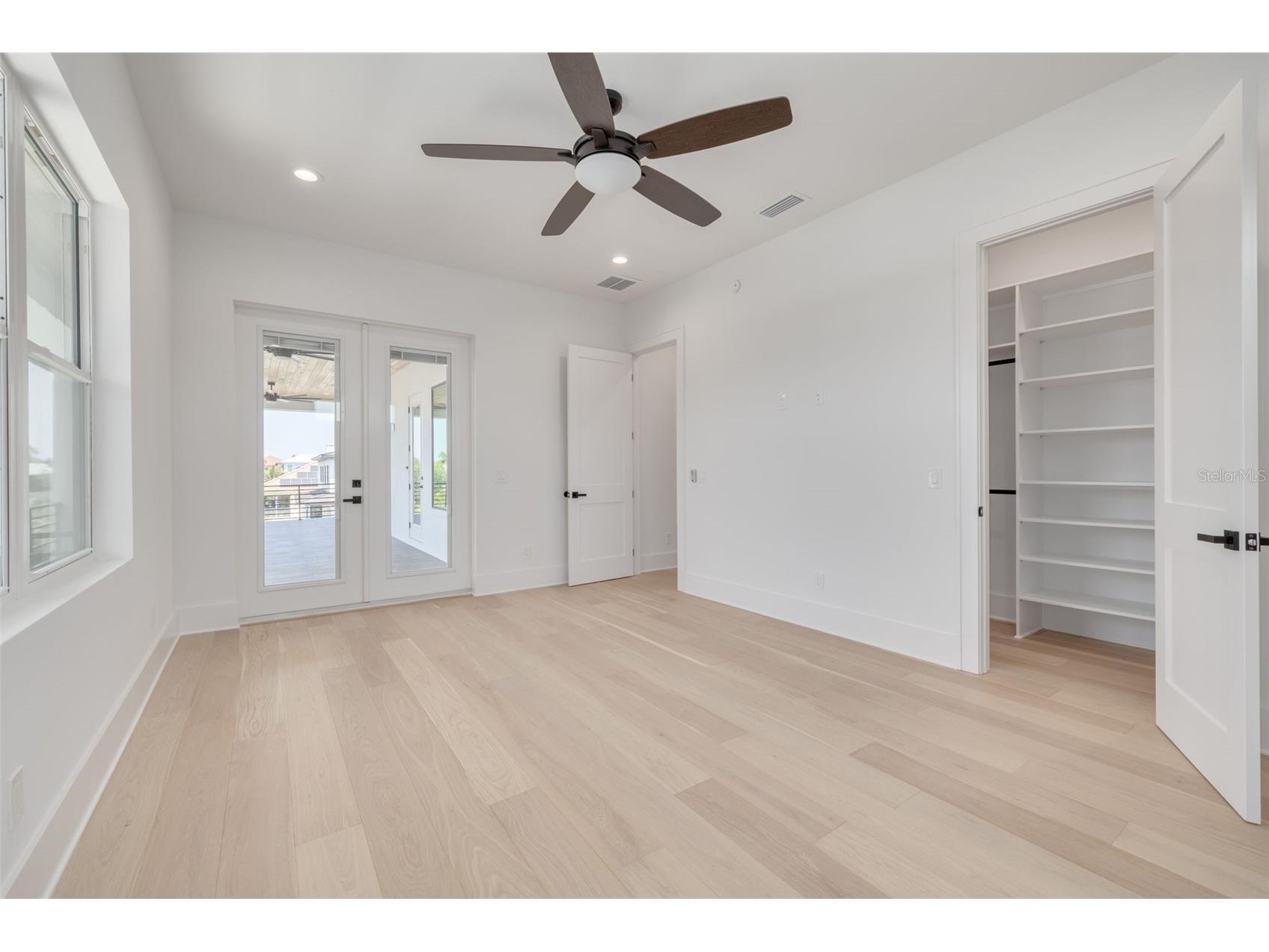 6012 Kipps Colony Drive E Gulfport FL 33707 TB8504430 image45