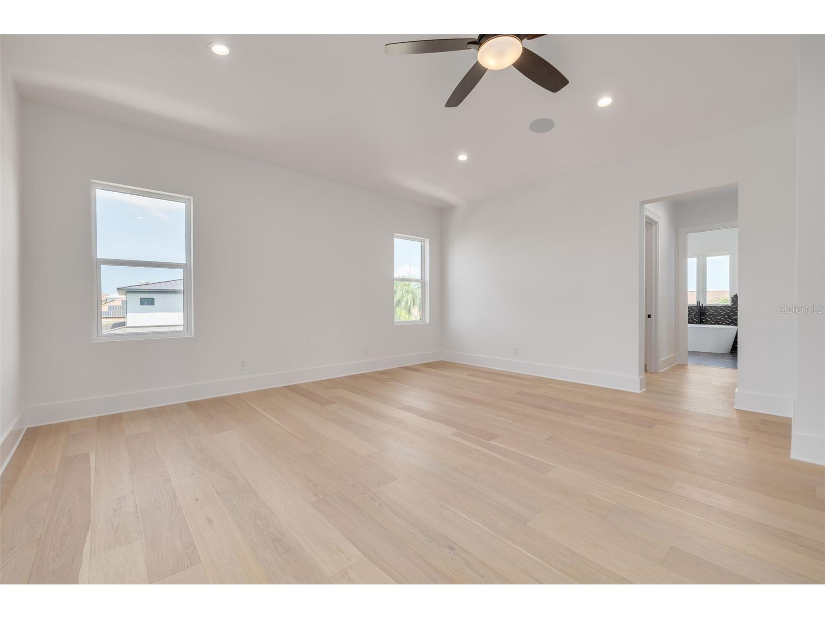 6012 Kipps Colony Drive E Gulfport FL 33707 TB8504430 image80