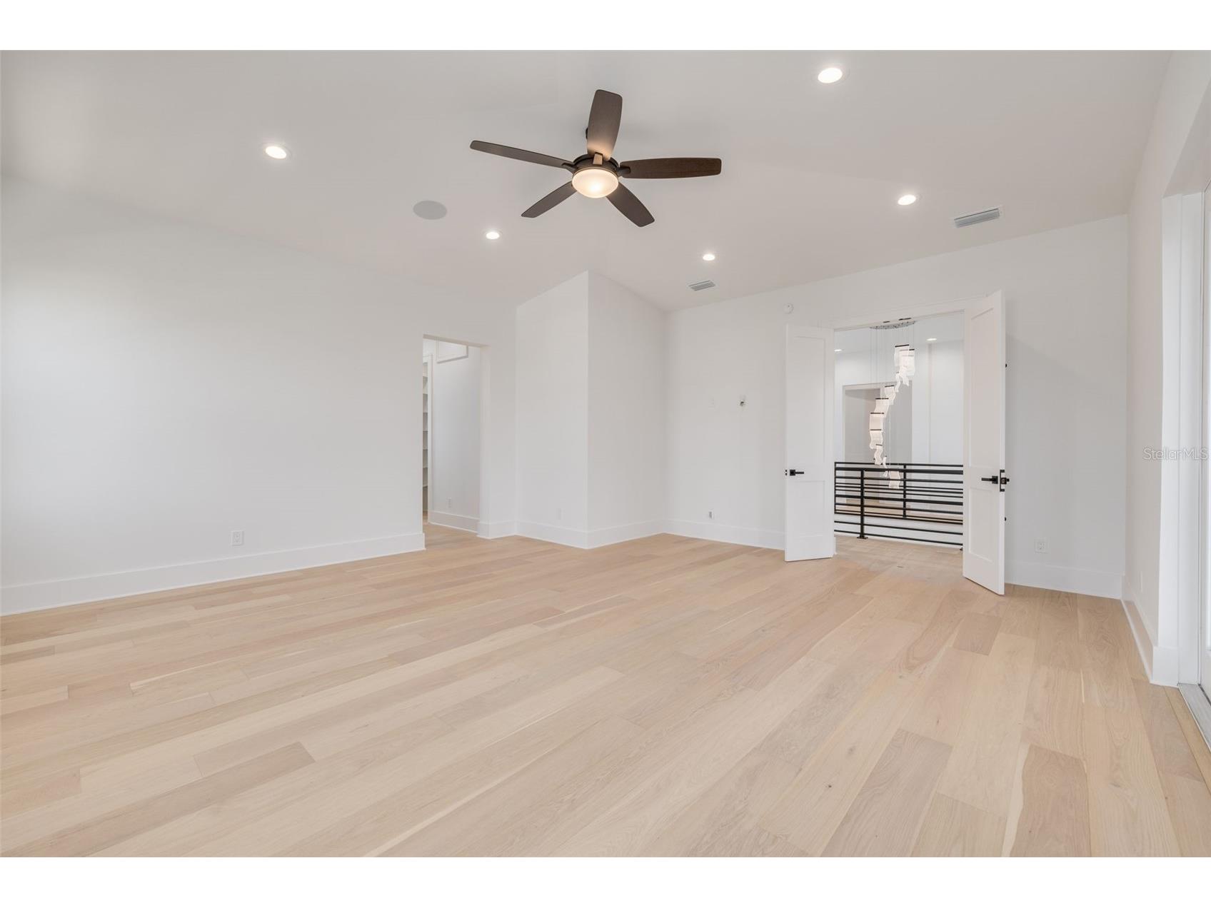 6012 Kipps Colony Drive E Gulfport FL 33707 TB8504430 image82