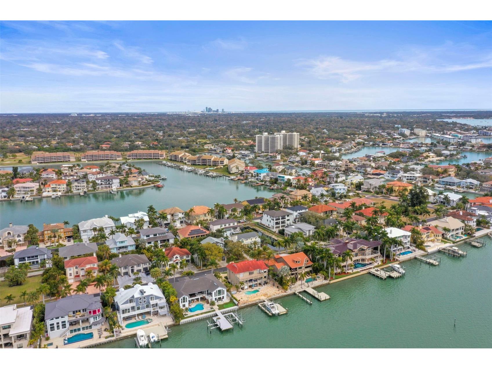 6012 Kipps Colony Drive E Gulfport FL 33707 TB8504430 image85