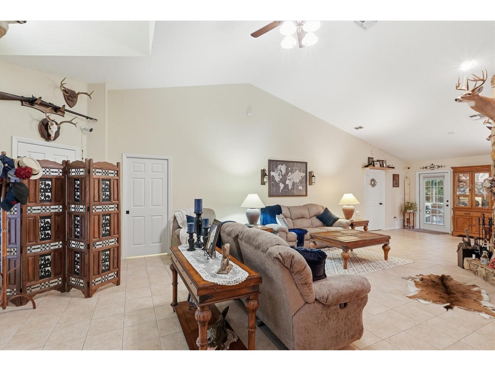 6012 Valley Spring Drive Brooksville FL 34601 OM725474 image8