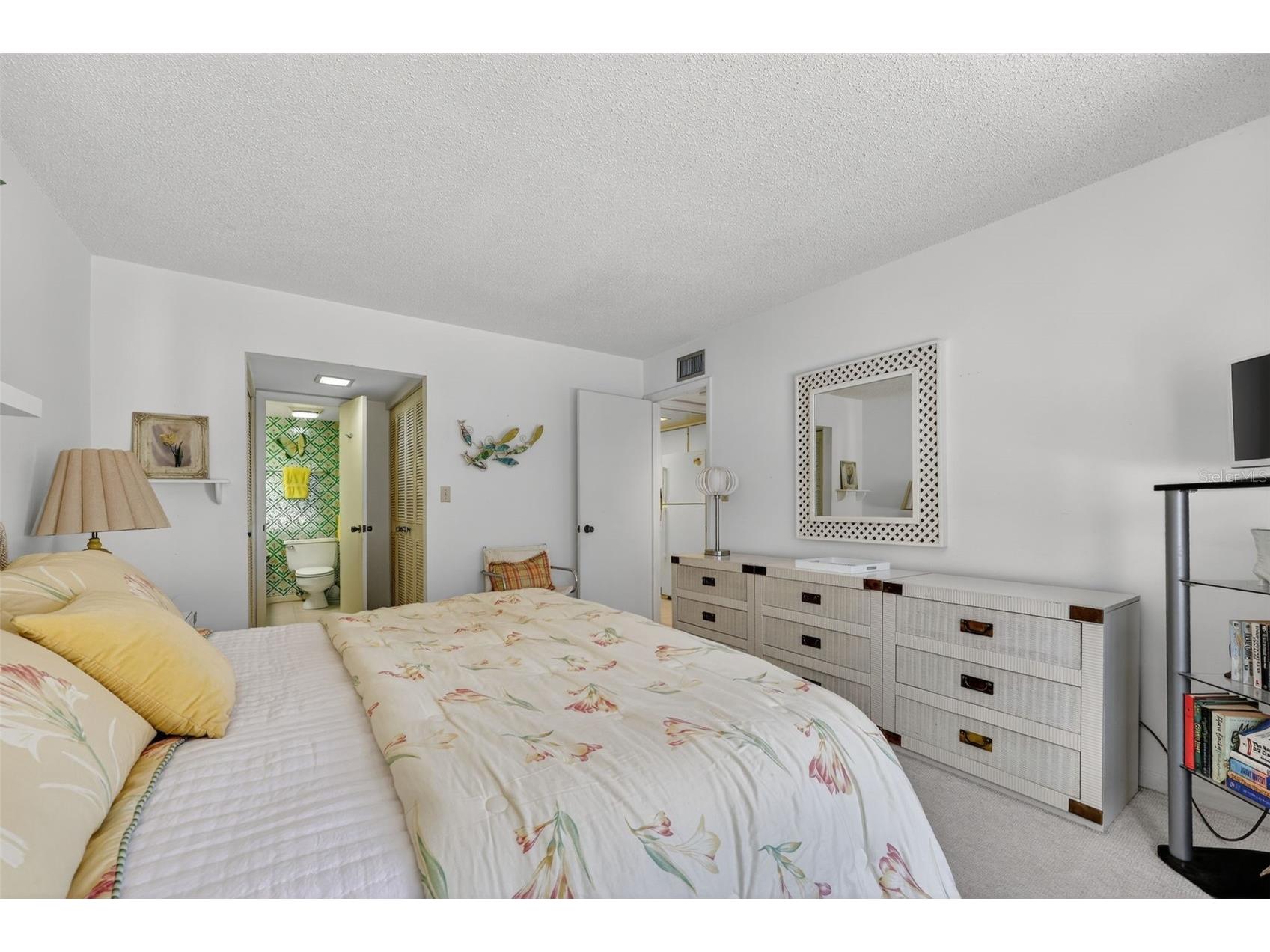 6012 W Peppertree Way #227B Sarasota FL 34242 A4685241 image20