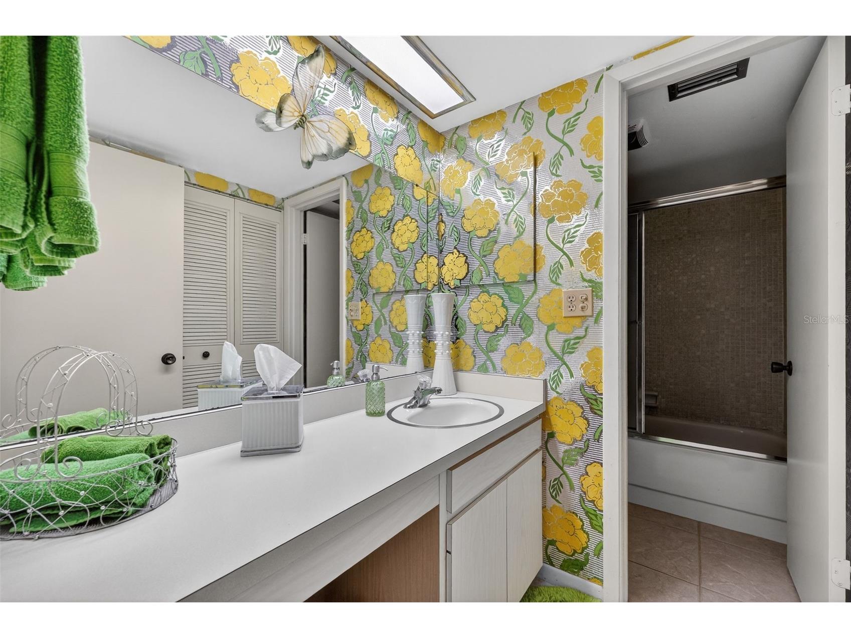 6012 W Peppertree Way #227B Sarasota FL 34242 A4685241 image23