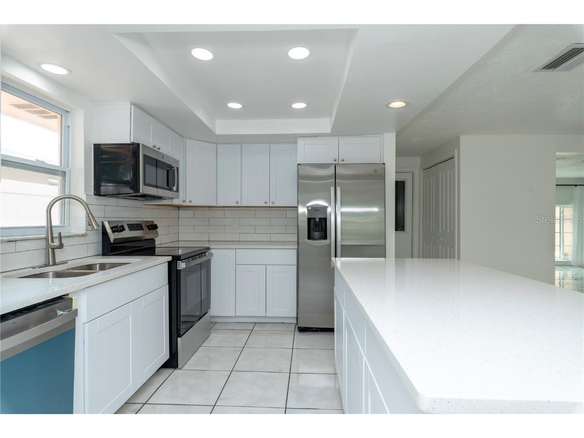 6013 Beverly Drive Hudson FL 34667 - CANAL - DIRECT ACCESS TO GULF TB8428294 image8