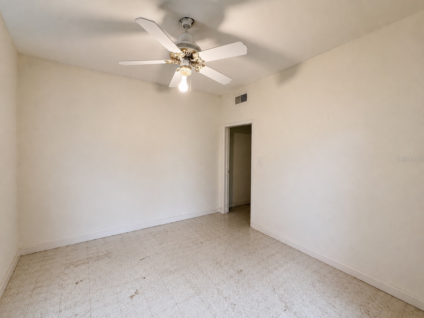6013 Idle A While Circle Dade City FL 33523 G5110963 image8