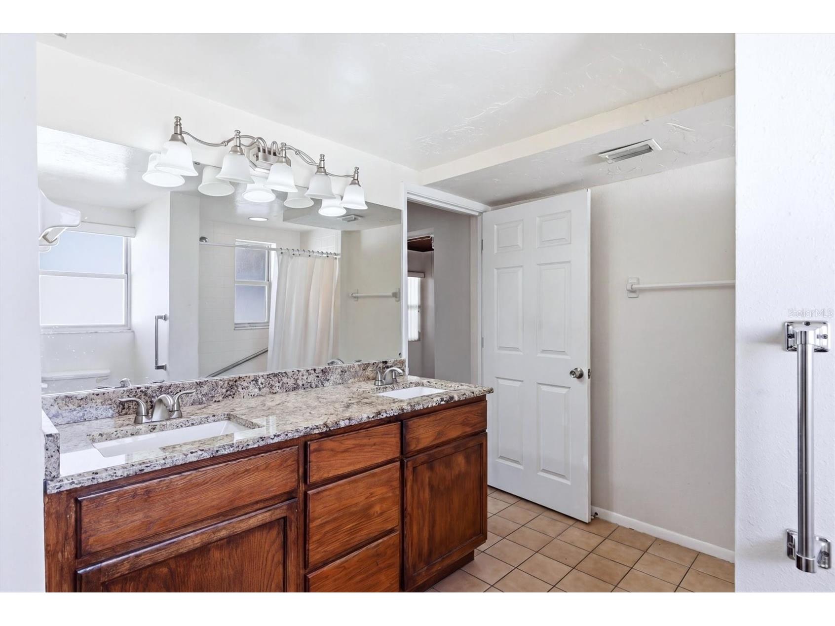 6014 Border Lane Sarasota FL 34231 A4692425 image22