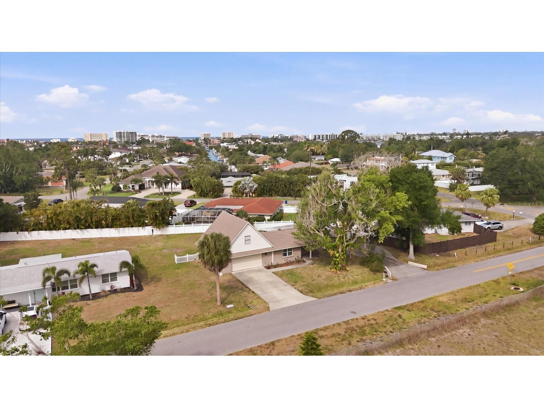 6014 Border Lane Sarasota FL 34231 A4692425 image36