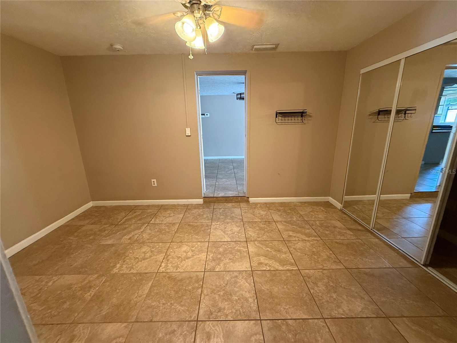 6014 Southern Comfort Boulevard Tampa FL 33634 TB8490919 image10