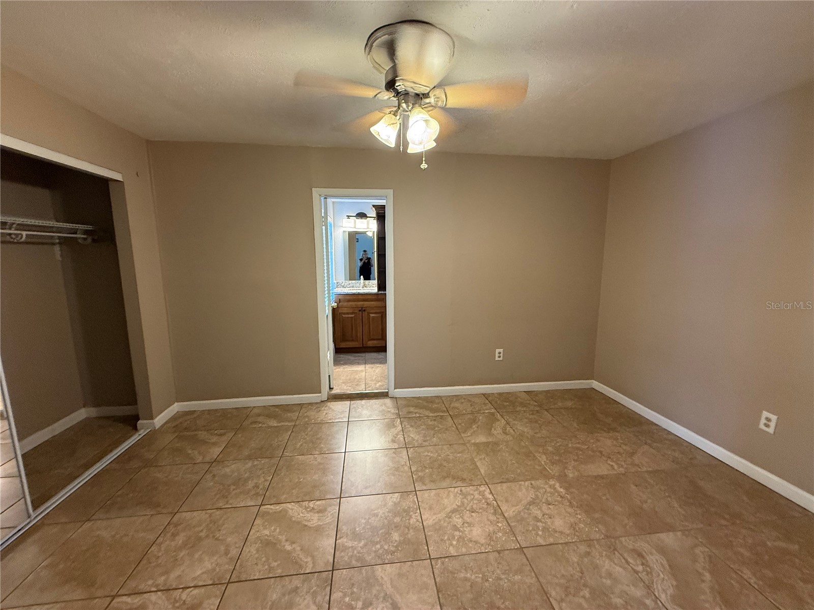 6014 Southern Comfort Boulevard Tampa FL 33634 TB8490919 image11