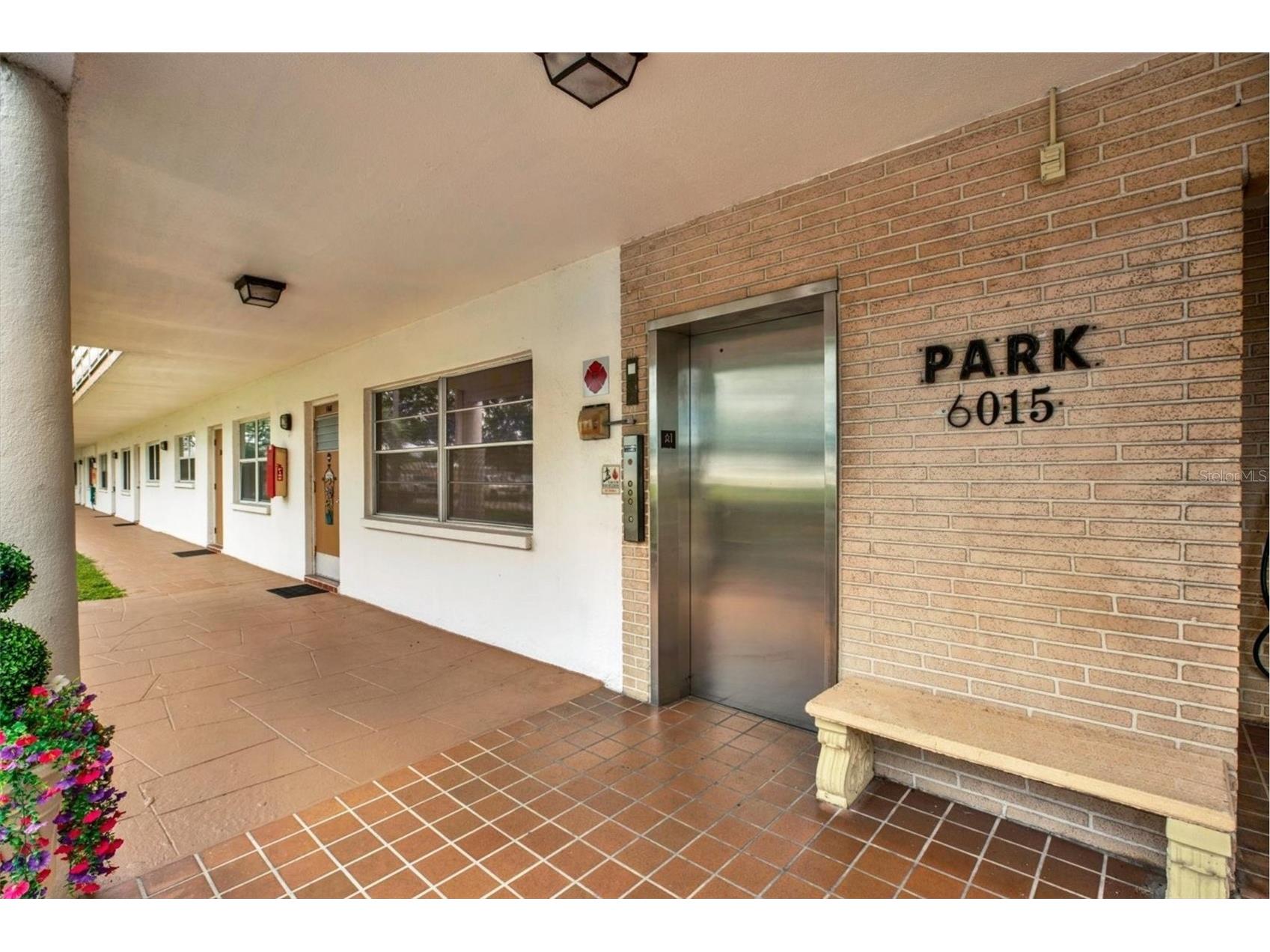 6015 19th Street N #302 Saint Petersburg FL 33714 TB8525860 image22