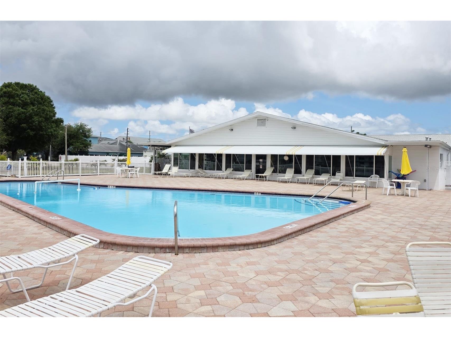 6015 19th Street N #314 Saint Petersburg FL 33714 TB8502121 image1
