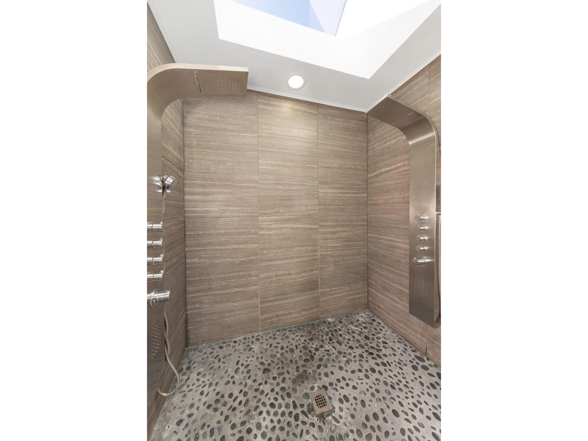 6015 Barefoot Court New Port Richey FL 34652 W7882288 image31