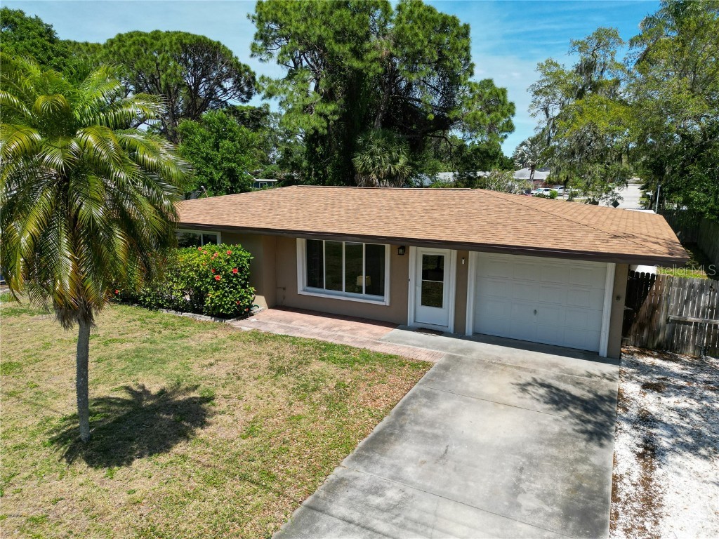 6015 Carlton Avenue Sarasota FL 34231 A4606006 image1