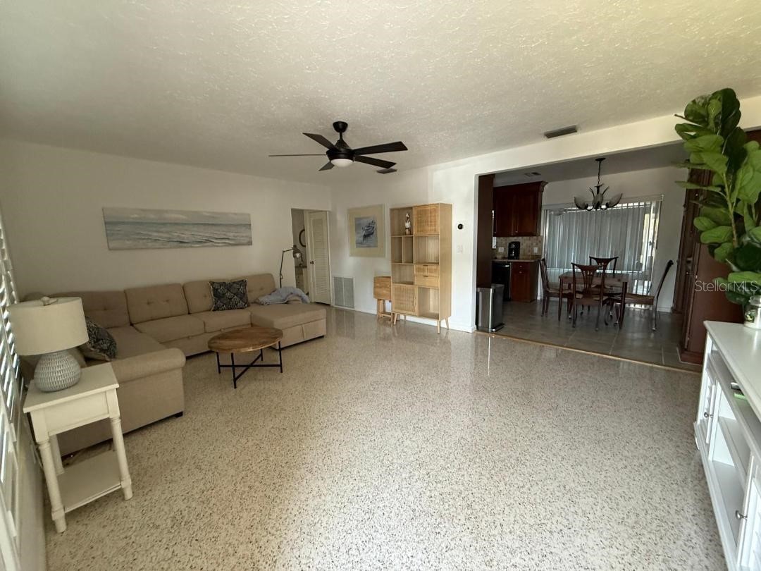 6015 Carlton Avenue Sarasota FL 34231 S5150431 image2