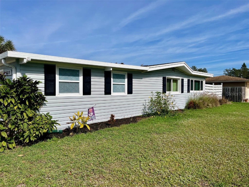 6015 Olive Avenue Sarasota FL 34231 A4596125 image1