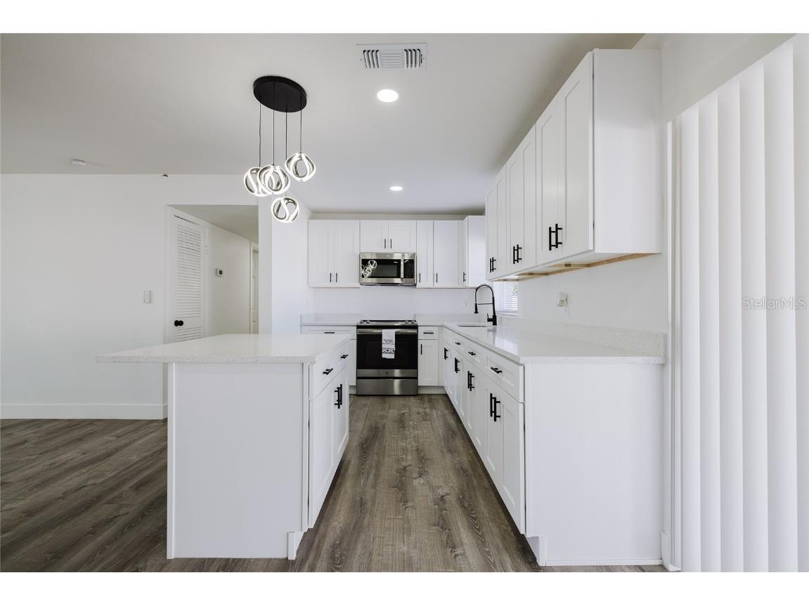 6016 Ambassador Drive Tampa FL 33615 TB8451834 image10