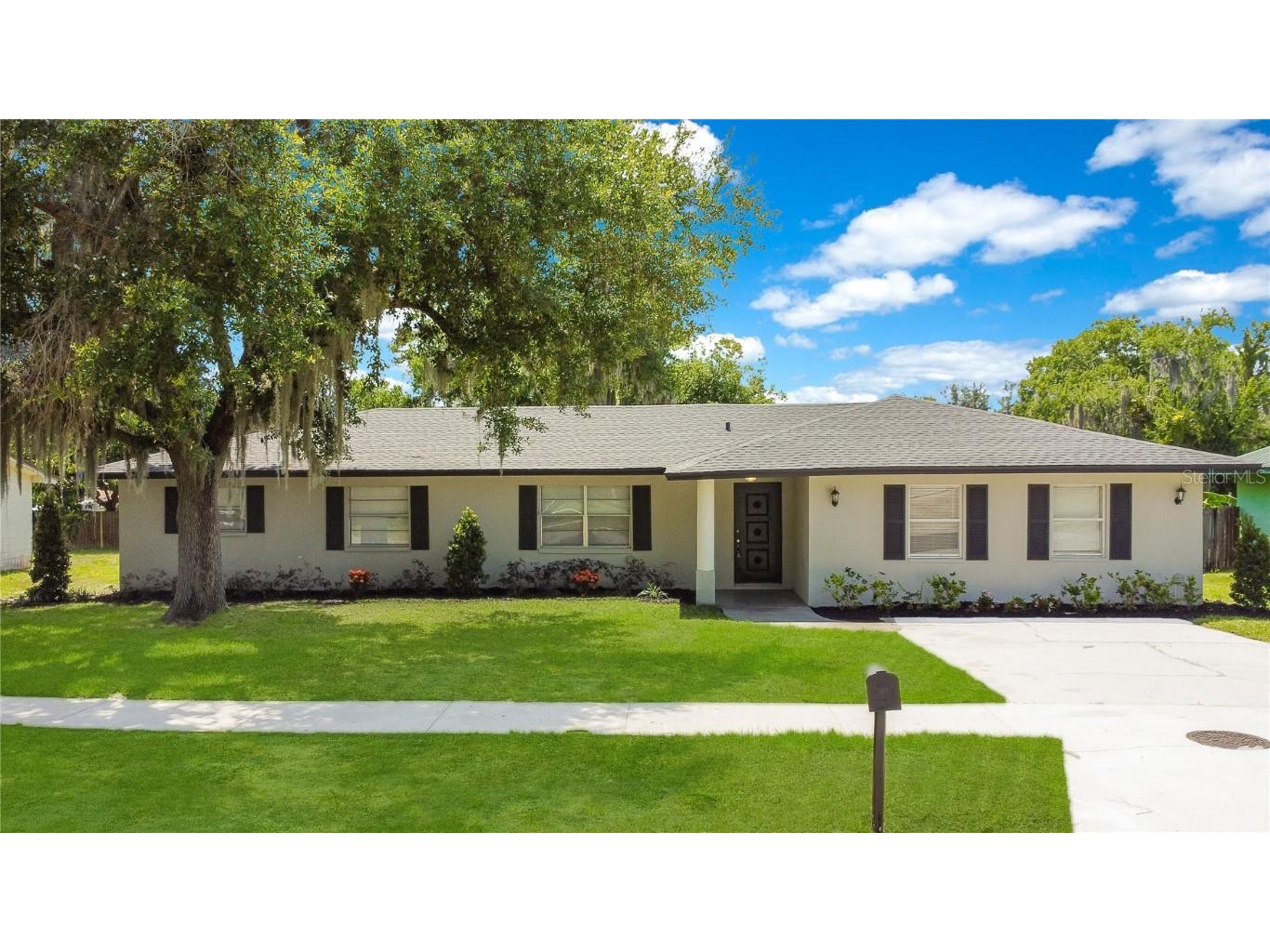 6017 Christina Drive E Lakeland FL 33813 L4945018 image1