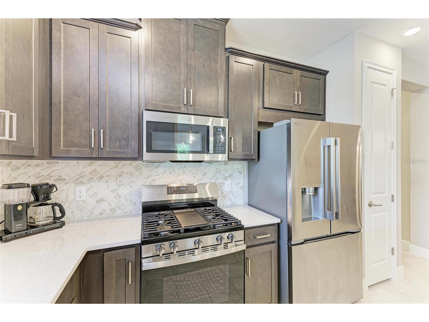 6017 Mesa Glen Bradenton FL 34203 A4691204 image16