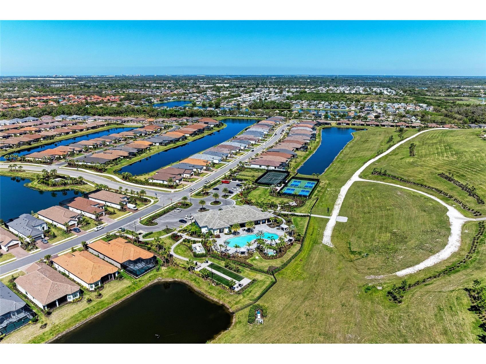 6017 Mesa Glen Bradenton FL 34203 A4691204 image48