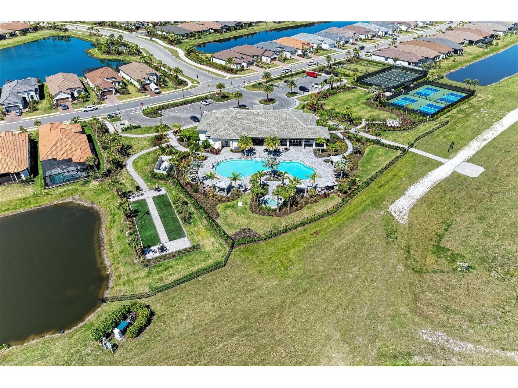 6017 Mesa Glen Bradenton FL 34203 A4691204 image66