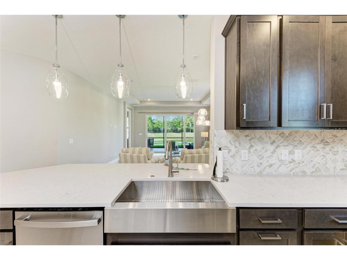 6017 Mesa Glen Bradenton FL 34203 A4676112 image13