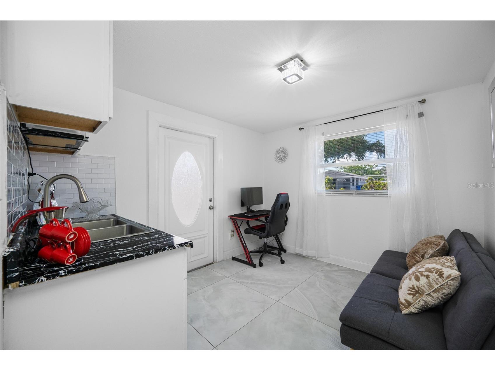 6017 W Fern Street Tampa FL 33634 TB8499196 image32