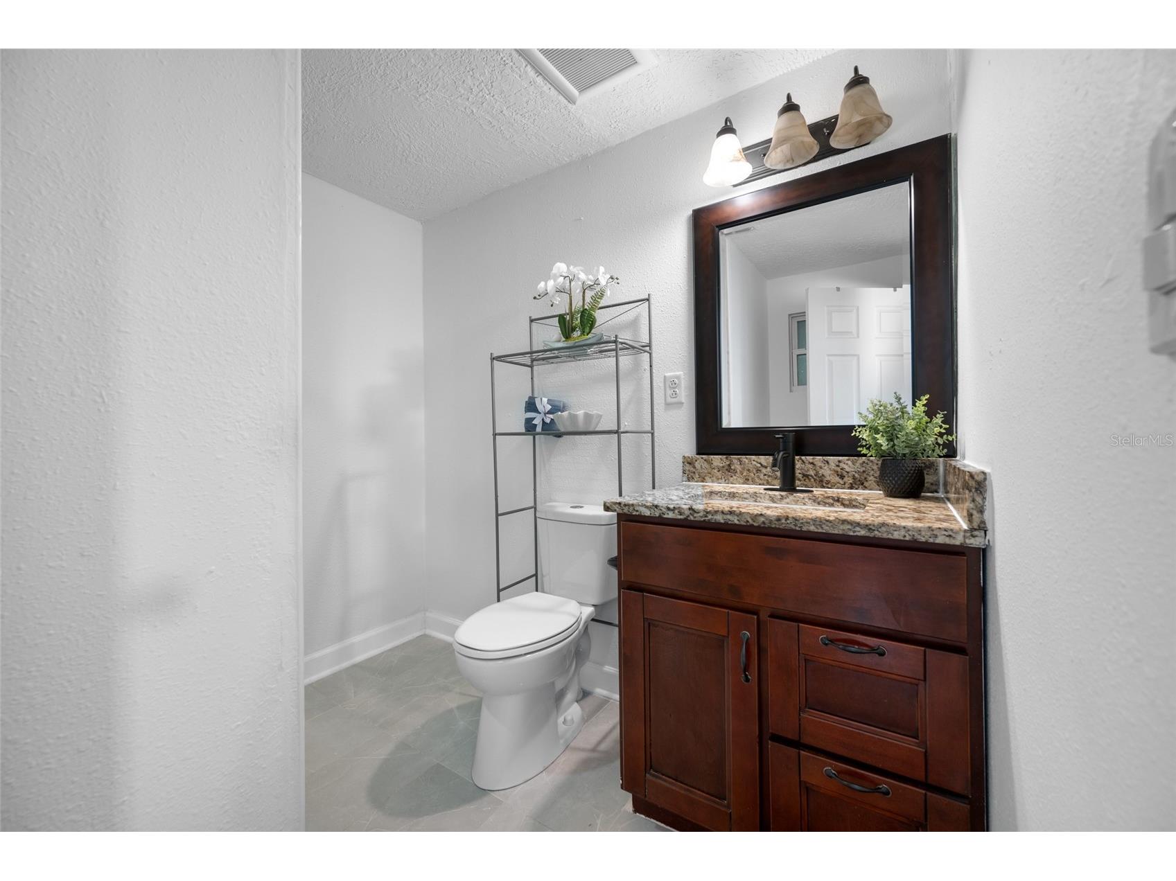 6017 W Fern Street Tampa FL 33634 TB8499196 image37