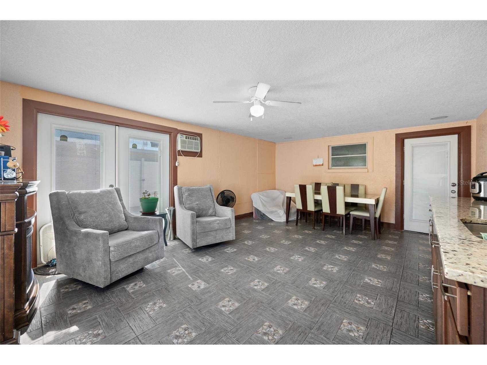 6017 W Fern Street Tampa FL 33634 TB8499196 image43