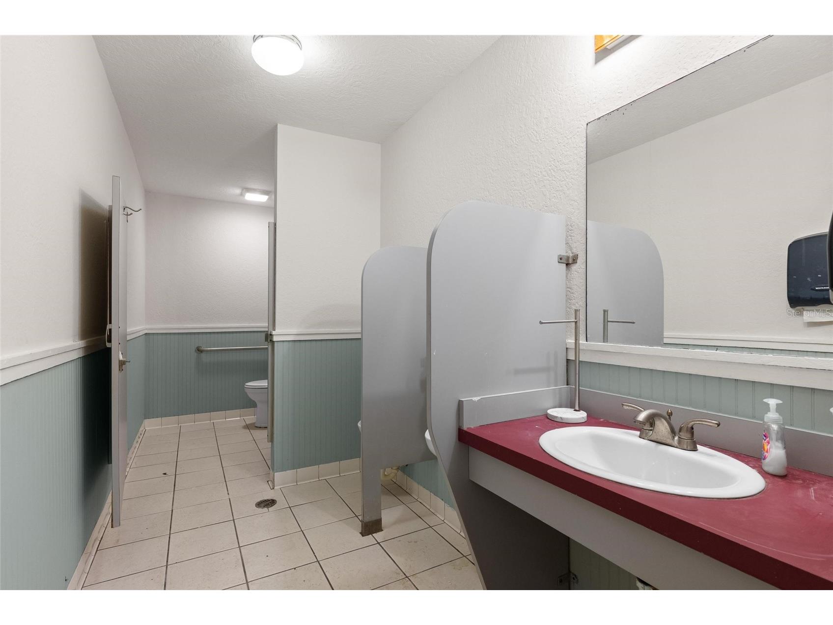 6018 & 6024 Cortez Boulevard Weeki Wachee FL 34607 TB8510263 image44