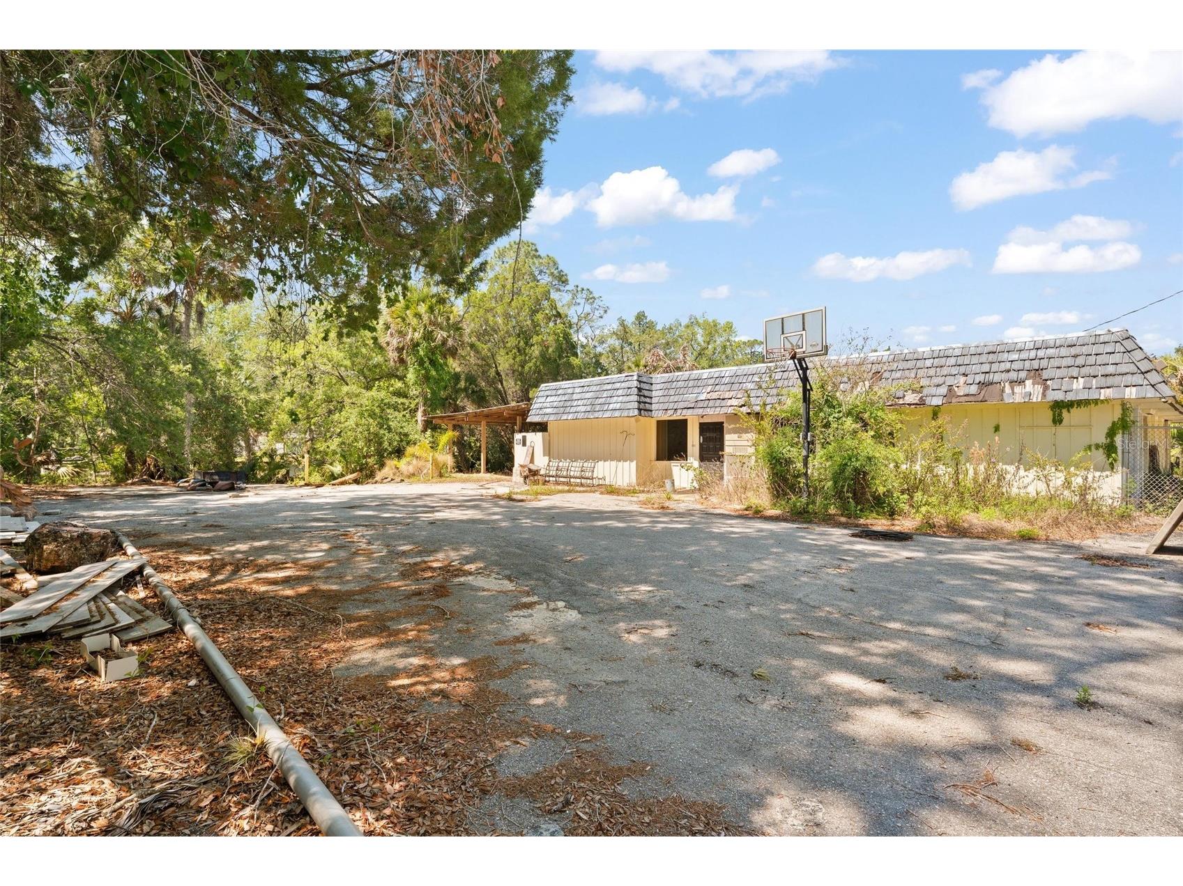 6018 & 6024 Cortez Boulevard Weeki Wachee FL 34607 TB8510263 image5