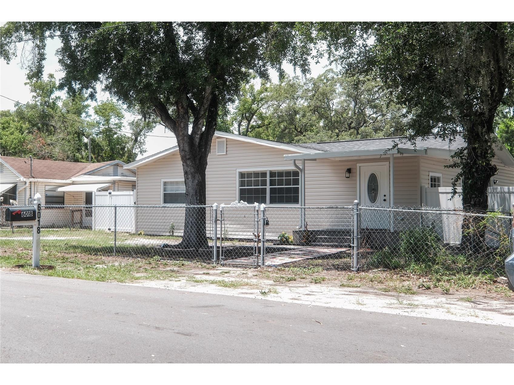 6018 N 49th Street Tampa FL 33610 TB8528552 image2