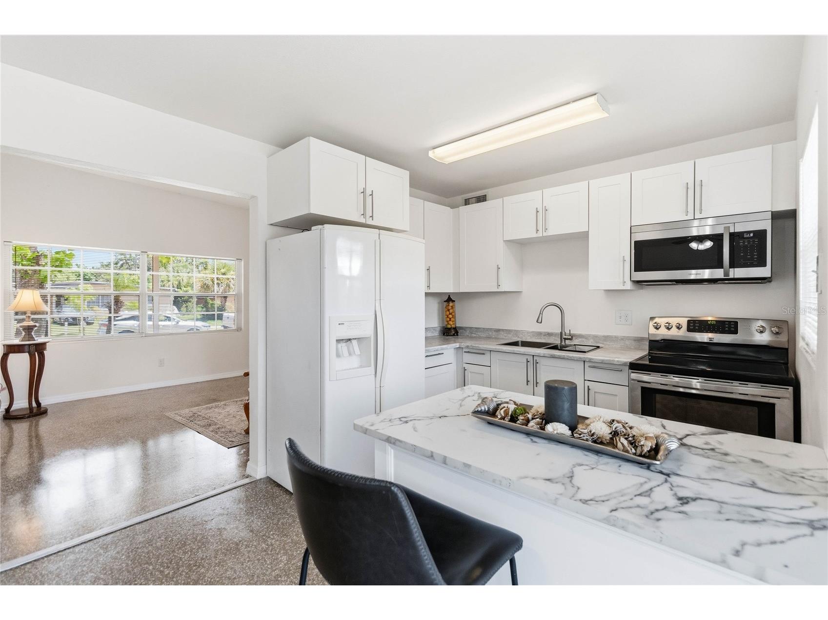 6018 W Livingston Street Orlando FL 32835 O6420866 image2