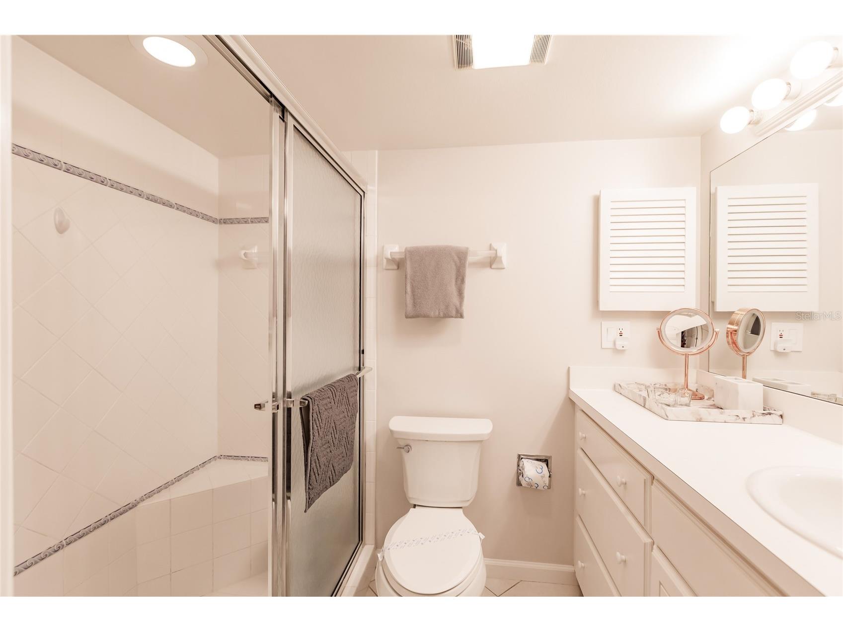 6018 W Peppertree Way #231B Sarasota FL 34242 TB8471102 image18