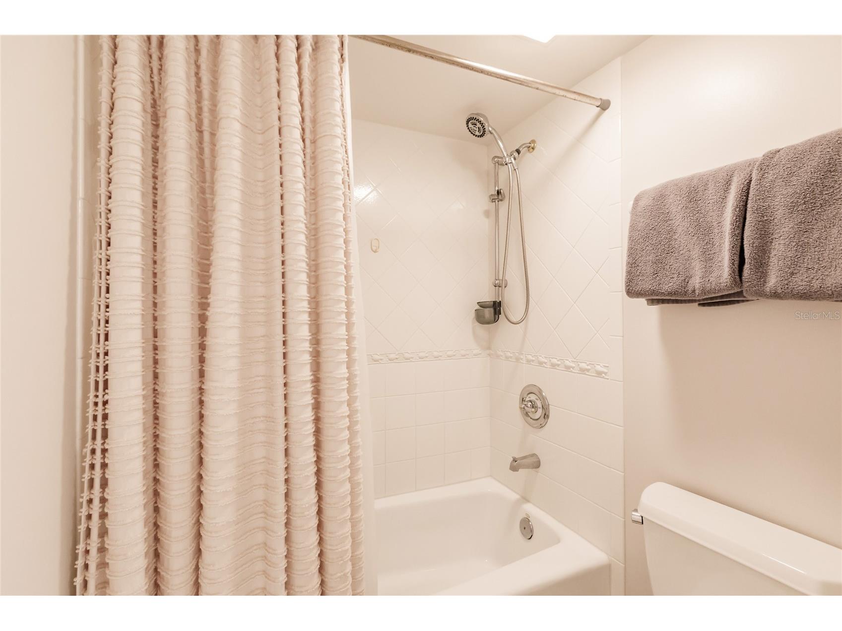 6018 W Peppertree Way #231B Sarasota FL 34242 TB8471102 image25