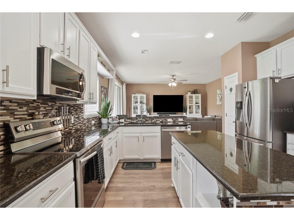 6019 Cape Loop Land O Lakes FL 34639 TB8451092 image13