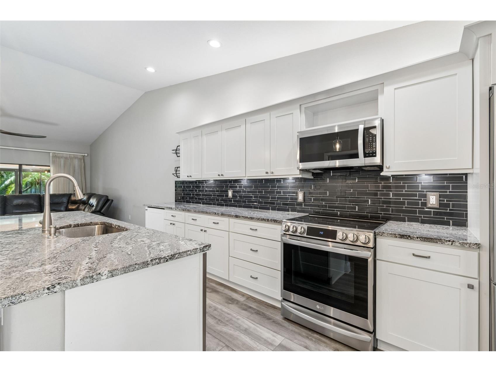 6019 Courtside Drive Bradenton FL 34210 TB8520664 image17