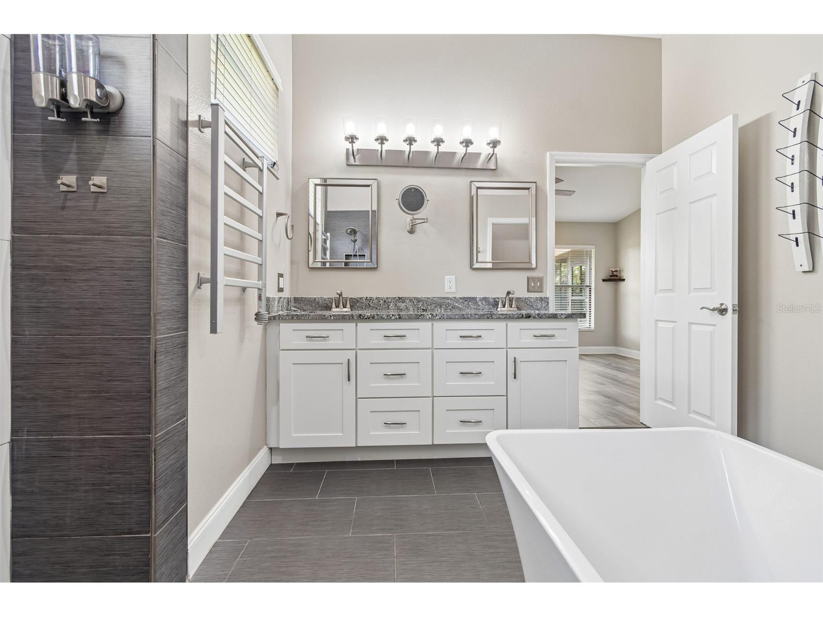 6019 Courtside Drive Bradenton FL 34210 TB8520664 image35