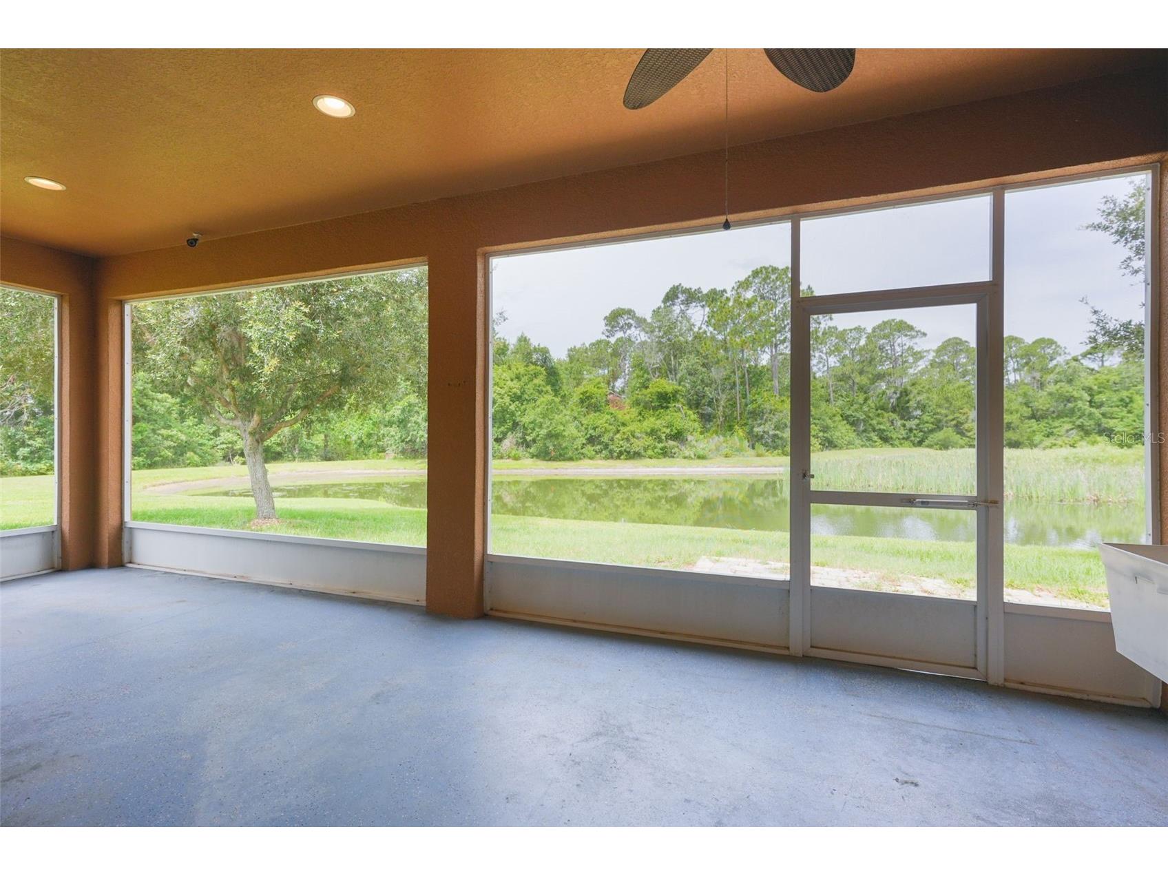 6019 Evansbrook Drive Zephyrhills FL 33541 TB8518559 image28