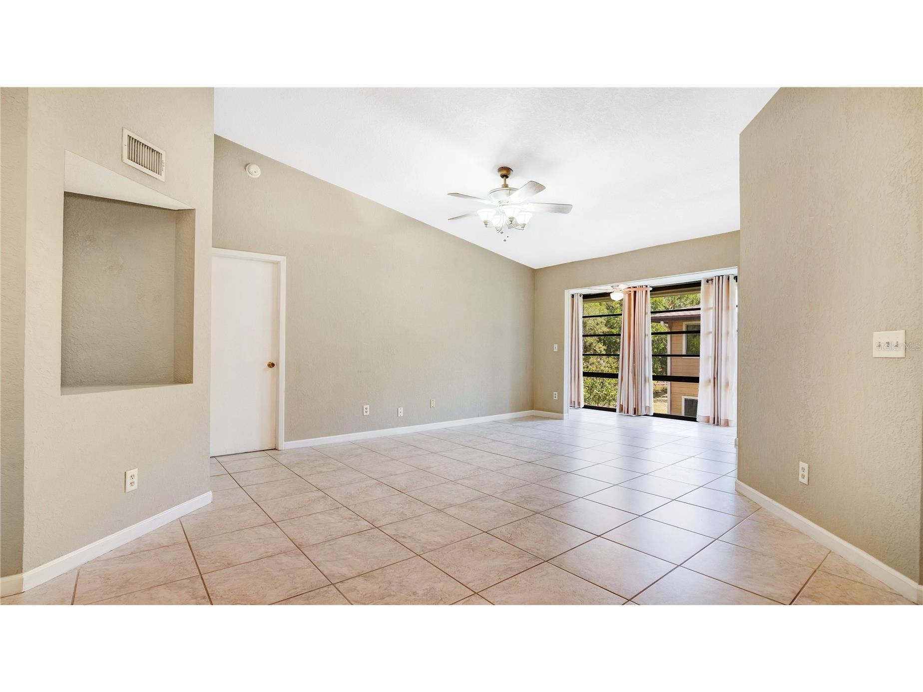6019 Scotchwood Glen #204 Orlando FL 32822 O6422984 image3