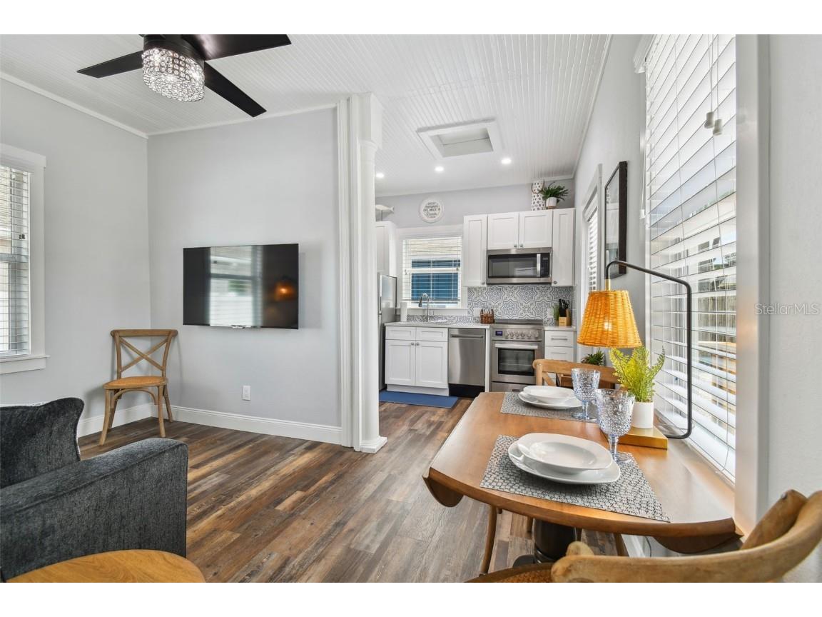 602 1/2 Skinner Boulevard Dunedin FL 34698 U8217238 image12