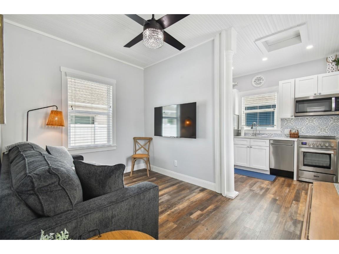 602 1/2 Skinner Boulevard Dunedin FL 34698 U8217238 image13