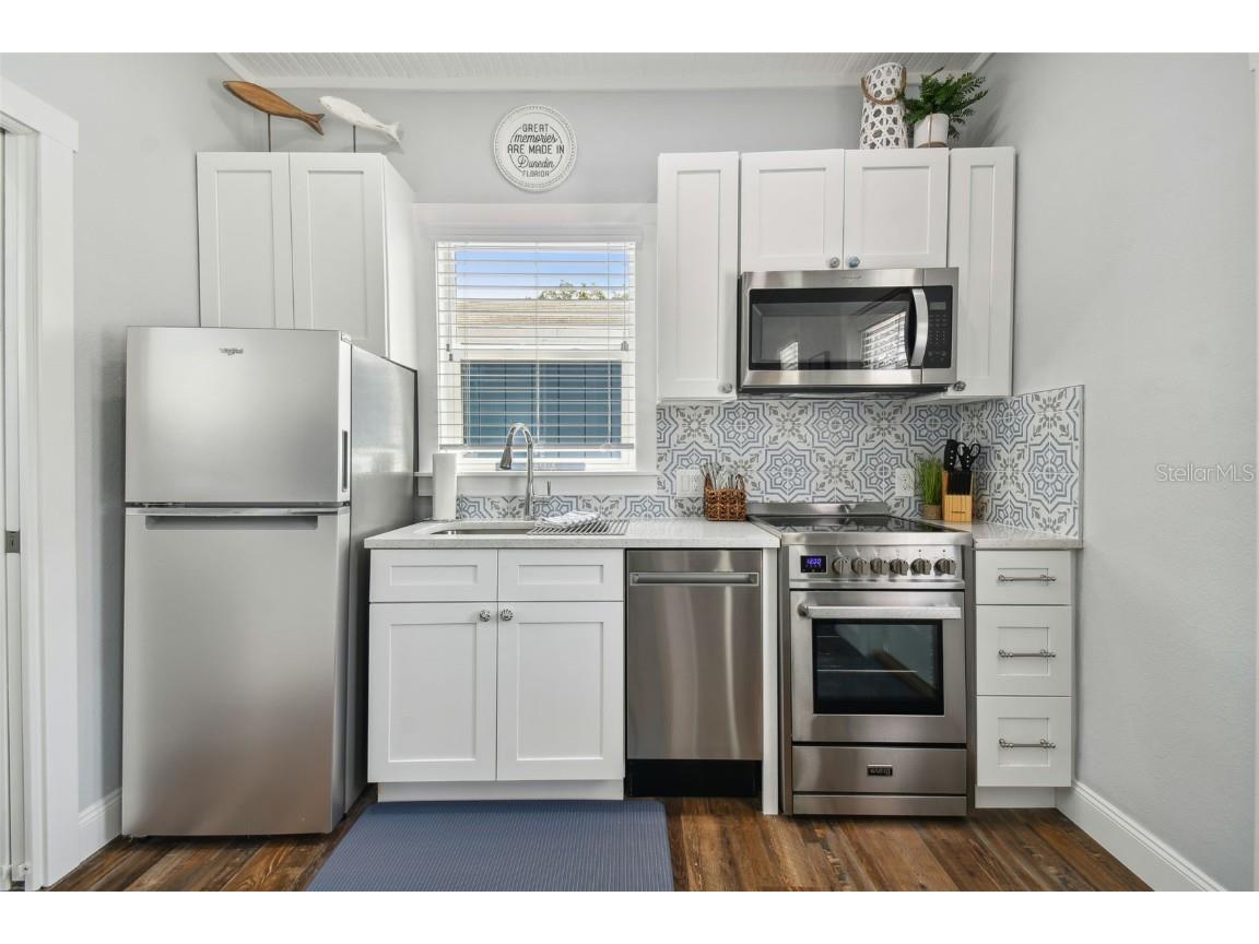 602 1/2 Skinner Boulevard Dunedin FL 34698 U8217238 image4