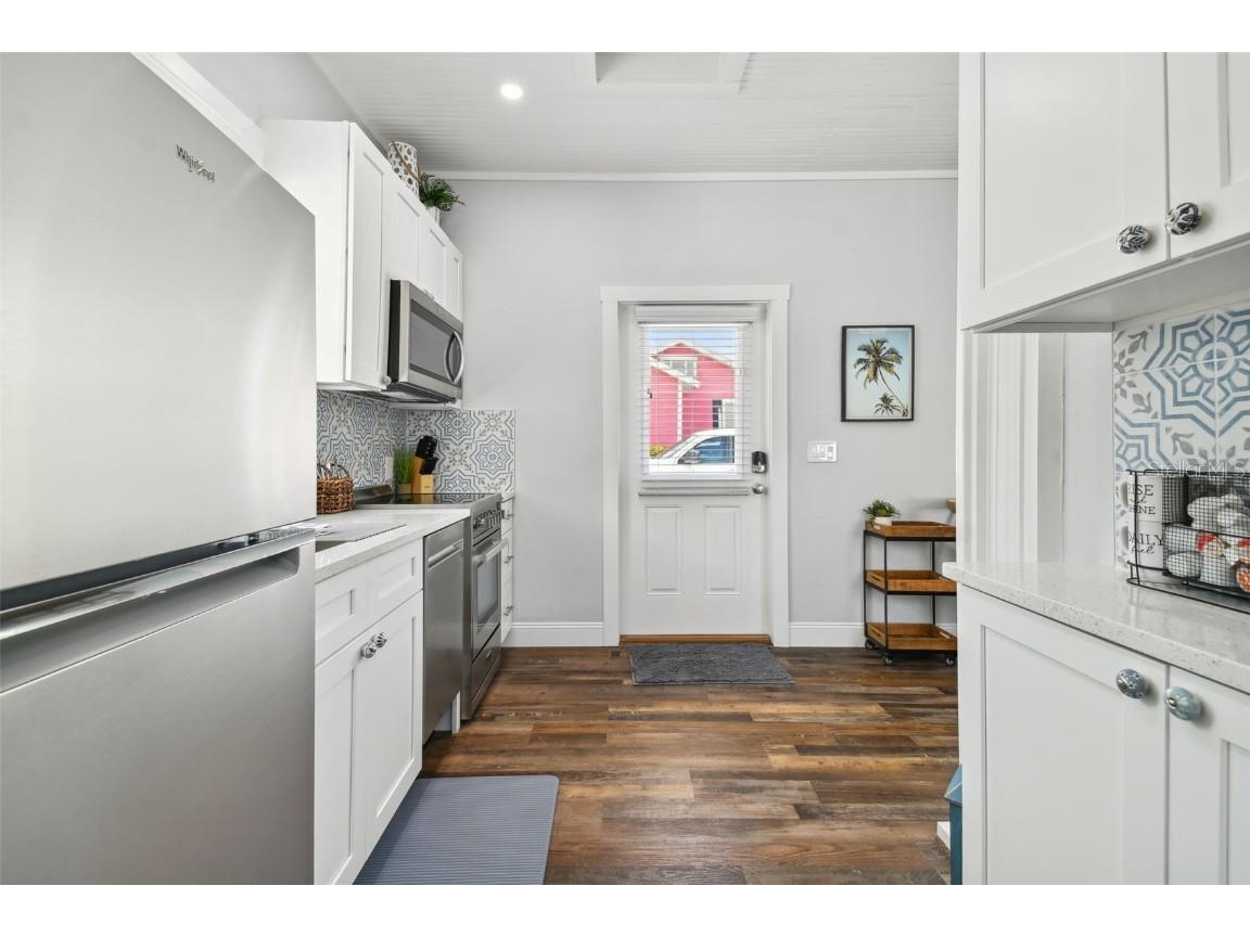 602 1/2 Skinner Boulevard Dunedin FL 34698 U8217238 image6