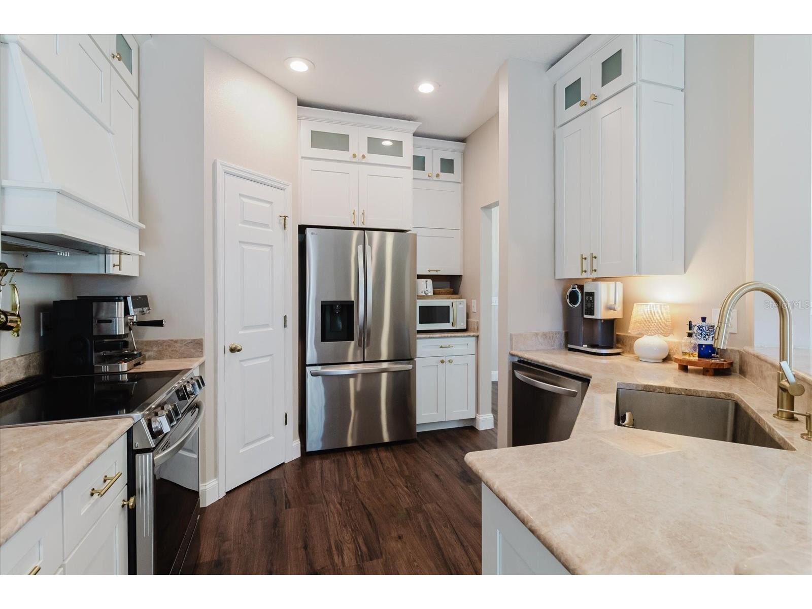 602 51st Avenue N Saint Petersburg FL 33703 TB8505574 image17