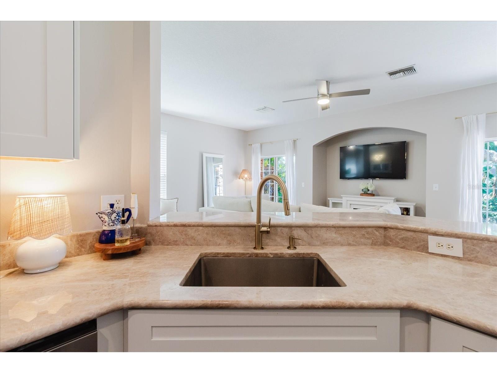 602 51st Avenue N Saint Petersburg FL 33703 TB8505574 image21