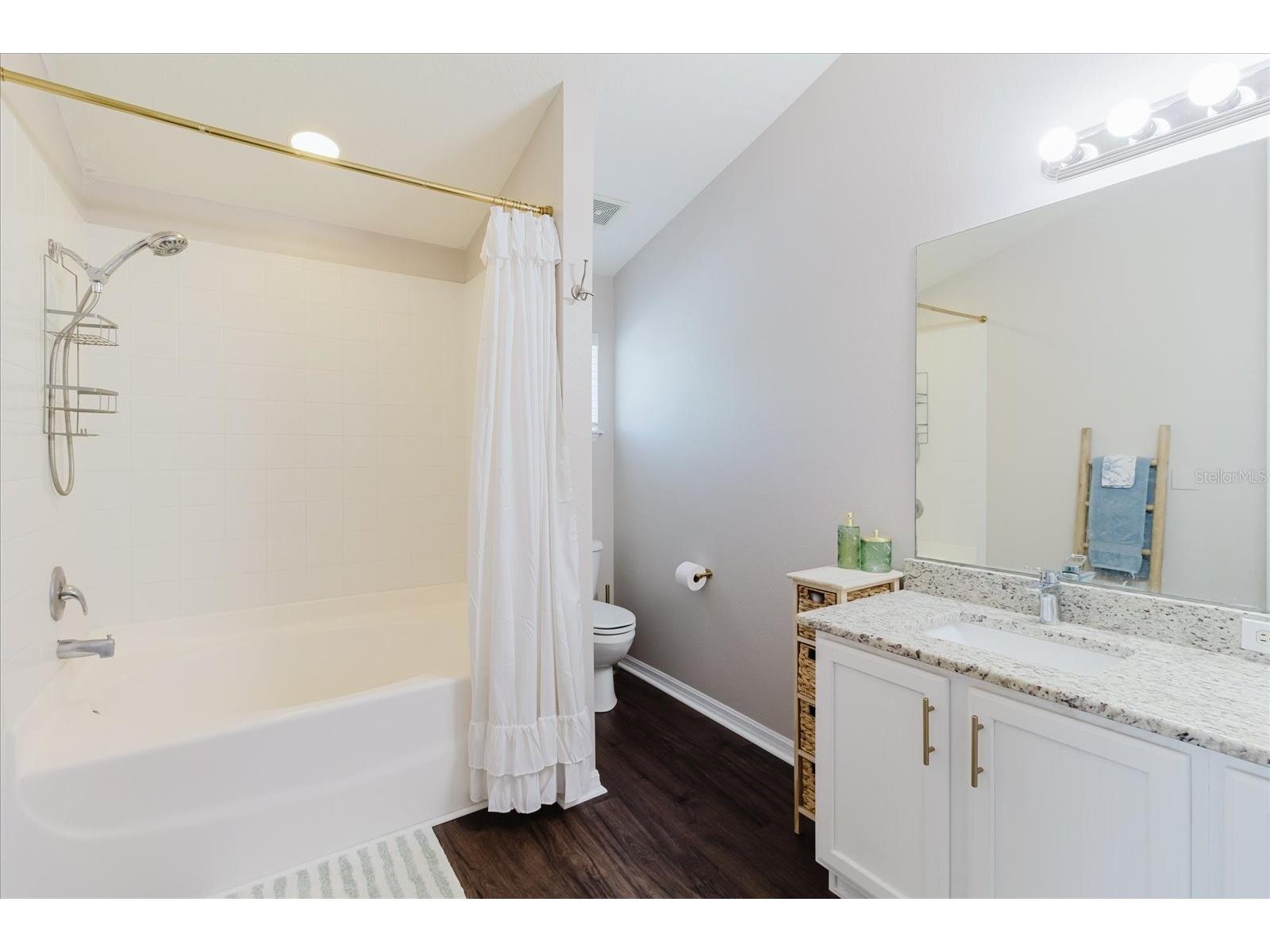 602 51st Avenue N Saint Petersburg FL 33703 TB8505574 image32