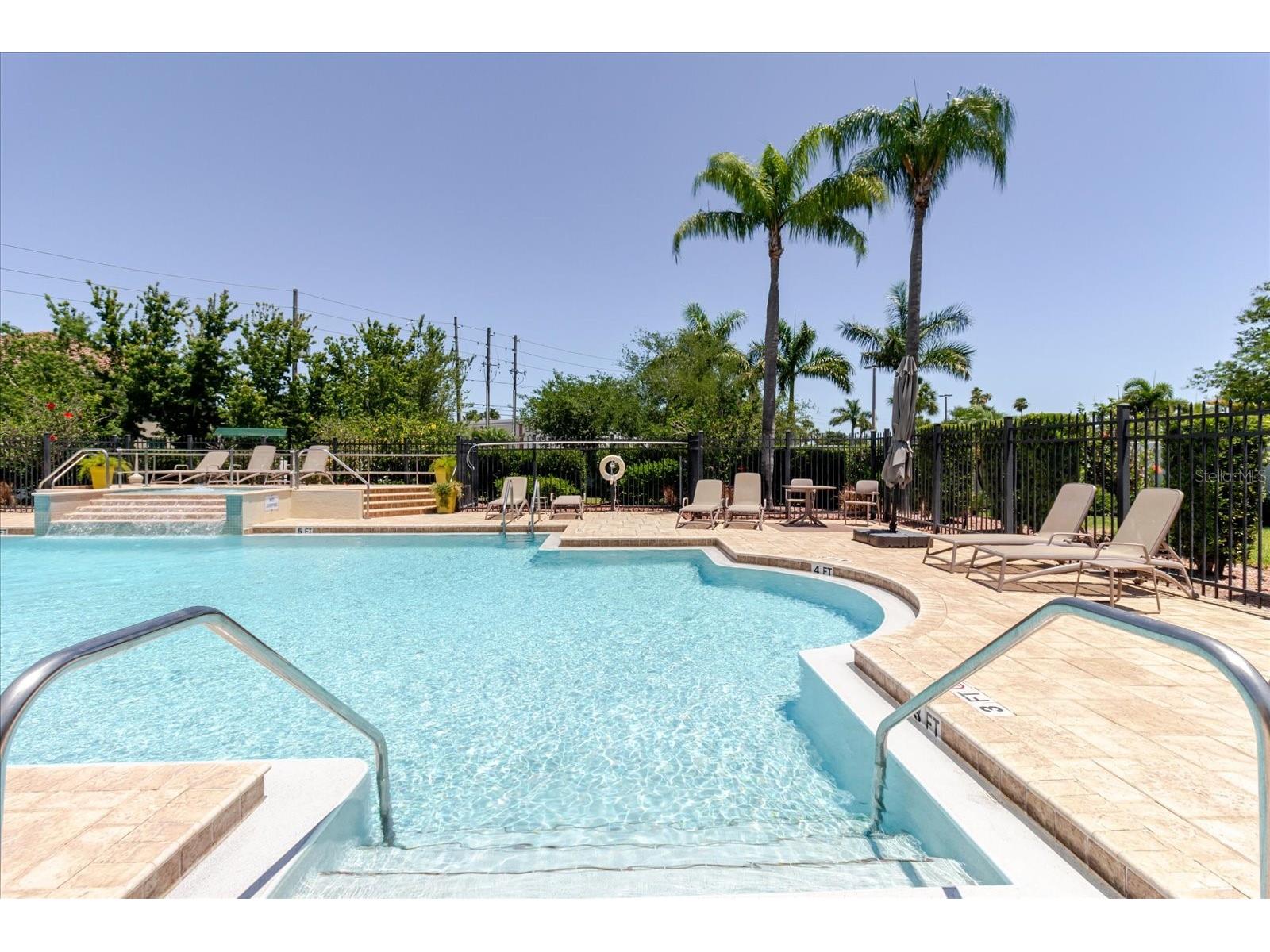 602 51st Avenue N Saint Petersburg FL 33703 TB8505574 image55