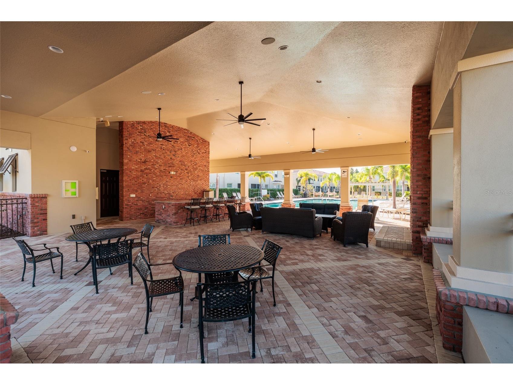 602 53rd Avenue N Saint Petersburg FL 33703 TB8450583 image39