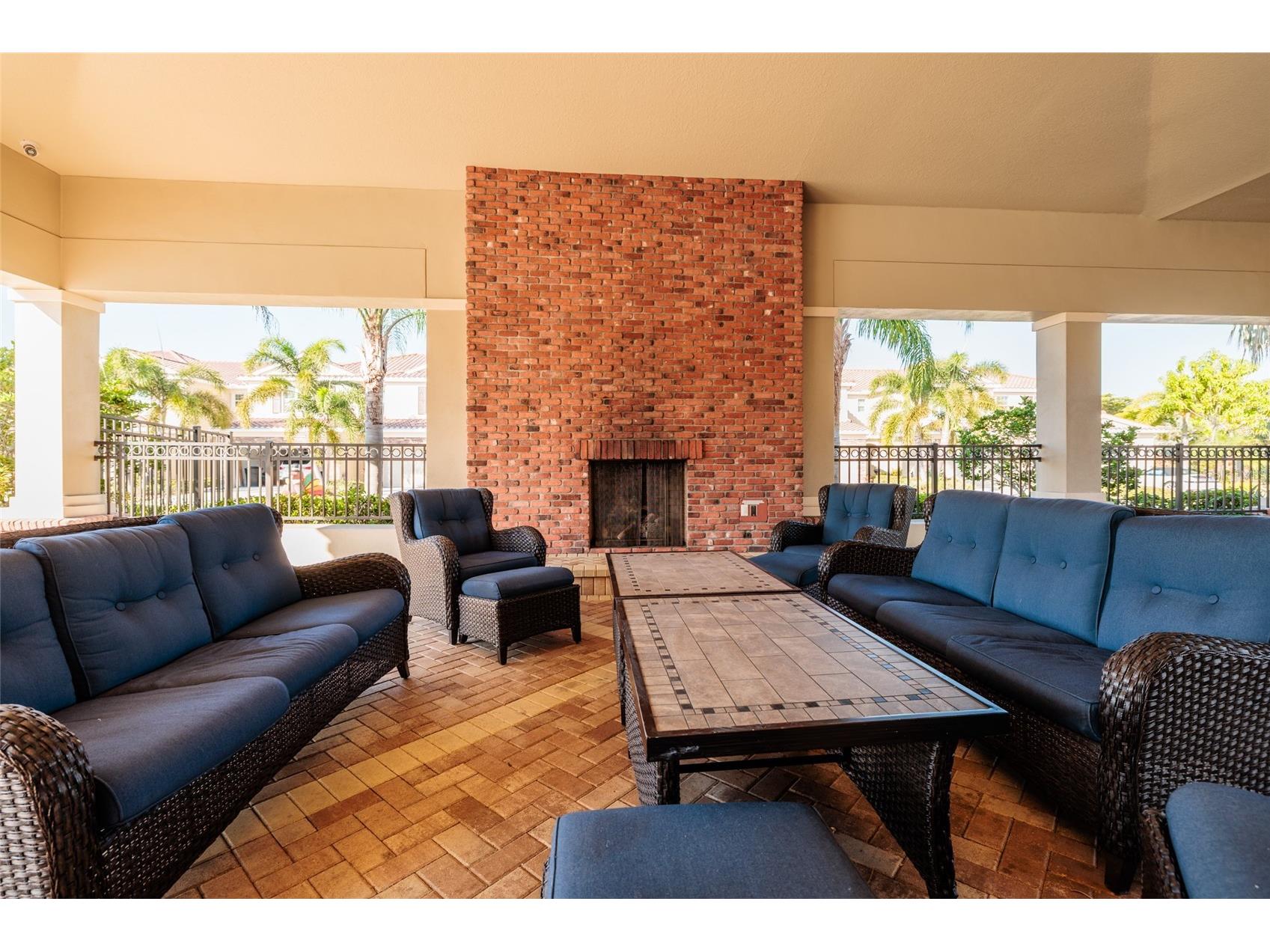 602 53rd Avenue N Saint Petersburg FL 33703 TB8450583 image40