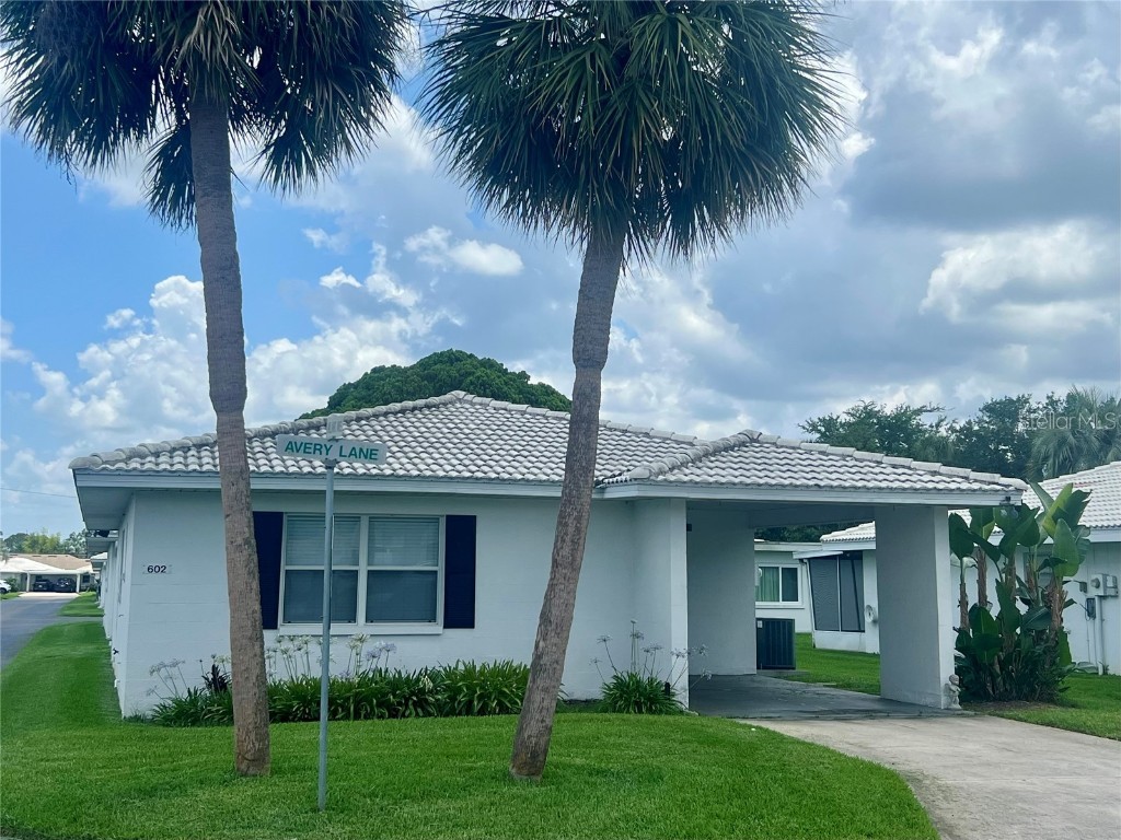 602 Avery Lane Lakeland FL 33803 L4952606 image1